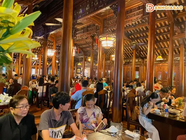 Đánh Giá Thực Tế Từ Khách Hàng Và Tính E-e-a-t Đánh Giá Thực Tế Từ Khách Hàng Và Tính E-e-a-t