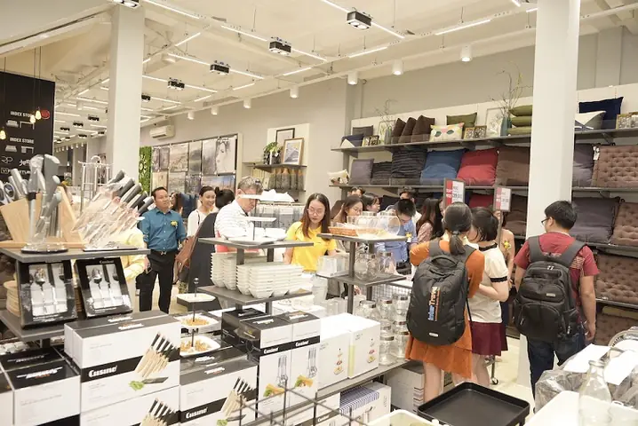 Công Ty Cp Nội Thất Vi (vi Furniture) Vừa Khai Trương Cửa Hàng Nội Thất Index Living Mall Đầu Tiên Tại 101-103-107 Nguyễn Thị Minh Khai, Quận 1, Tp.hcm Với Quy Mô Hơn 1.000m2, Đánh Dấu Sự Trở Lại Của Thương Hiệu Nội Thất Thái Lan.