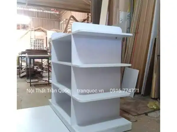 Ká» Træ°ng Bã Y Giá»¯a Nhã