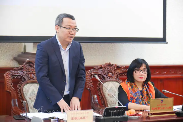 Phân Tích Và Đánh Giá Công Ty Nội Thất Debao: Thông Tin Cần Biết