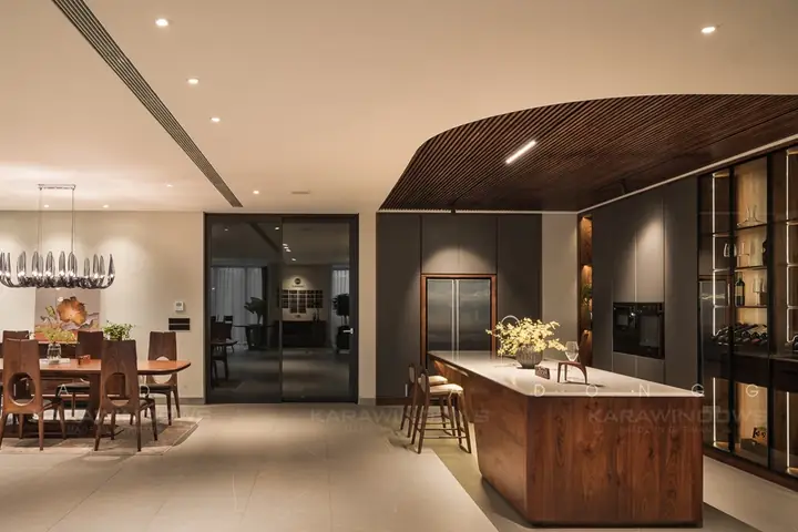 Đồng Gia Showroom - Vách Kính Hộp Uốn Cong