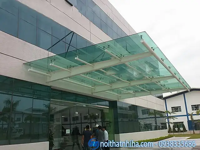Ứng Dụng Của Mái Kính Cường Lực Chân Nhện Spider