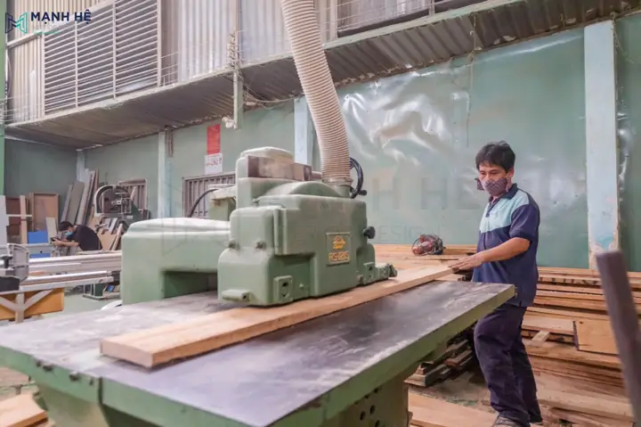 Xưởng Mộc Sản Xuất Nội Thất Gỗ Tự Nhiên
