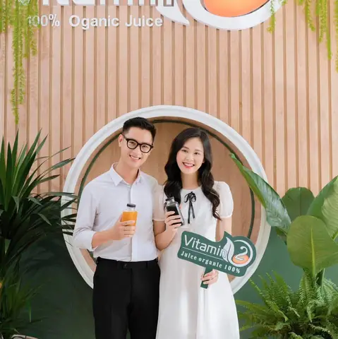 Thi Công Nội Thất Công Ty Với Tầng 1: Khu Vực Check In, Khu Vực Ăn Uống, Và Quầy Thu Ngân Thi Công Nội Thất Công Ty Với Tầng 1: Khu Vực Check In, Khu Vực Ăn Uống, Và Quầy Thu Ngân