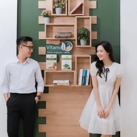 Thi Công Nội Thất Công Ty Với Tầng 1: Khu Vực Check In, Khu Vực Ăn Uống, Và Quầy Thu Ngân Thi Công Nội Thất Công Ty Với Tầng 1: Khu Vực Check In, Khu Vực Ăn Uống, Và Quầy Thu Ngân