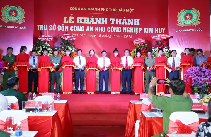 Công Ty Nội Thất Trong Khu Công Nghiệp Kim Huy
