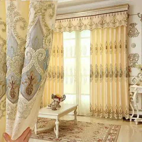 Tại Sao Rèm Cửa Hoàng Gia Là Lựa Chọn Lý Tưởng Trong Không Gian Nội Thất Cao Cấp?