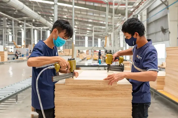 Công Ty Tnhh Nội Thất Hằng Phong Tân Uyên