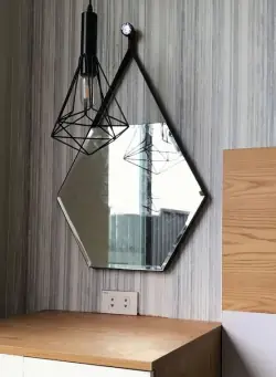Gương Treo Tường Phòng Tắm Có Đèn Led...