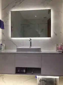 Gương Treo Trường Có Đèn Led Hắt Hình...