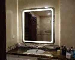 Gương Có Đèn Led Phun Cát Ngoài Bo Góc...