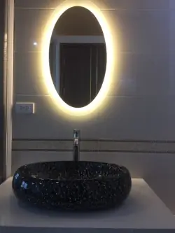 Gương Treo Phòng Tắm Hình Hoa Có Đèn Led...