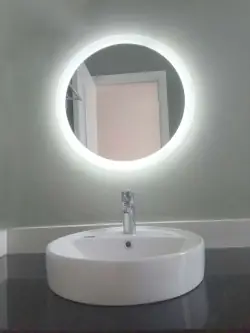 Gương Phòng Tắm Có Đèn Led Phun Cát...