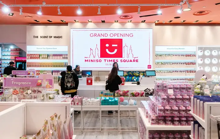 Mua Sắm Nội Thất Tại Time Square: Cẩm Nang Cửa Hàng Đáng Chú Ý