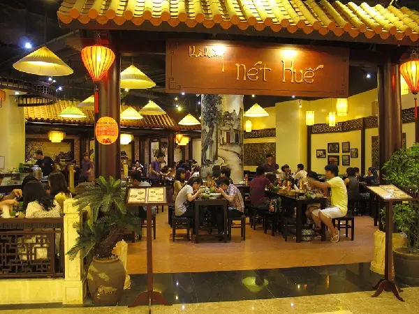 Khám Phá Bàn Ghế Phòng Ăn Không Gian Huế Mộng Mơ Nhà Hàng Nét Huế