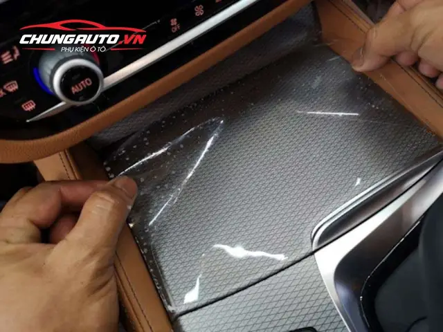 Có Nên Dán Ppf Nội Thất Ô Tô Không?