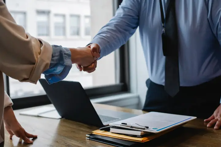 Bước 2. Báo Giá Chi Phí Thiết Kế – Ký Hợp Đồng Thiết Kế
