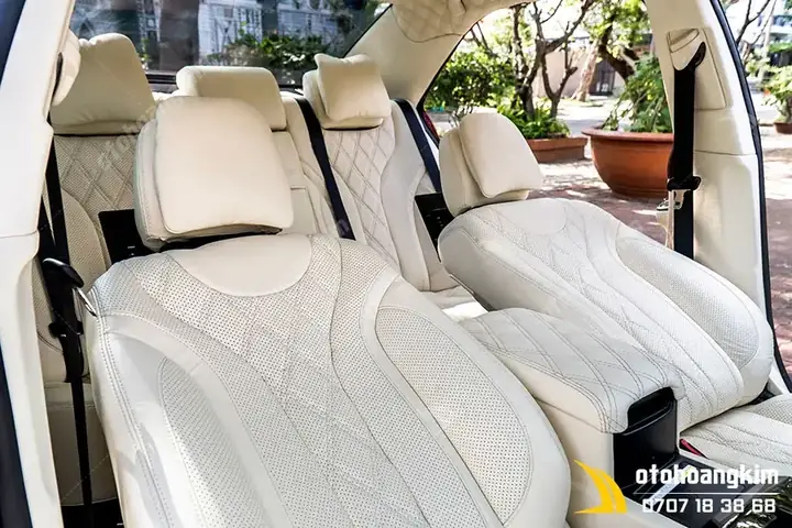 Những Lợi Ích Đổi Màu Nội Thất Toyota Camry