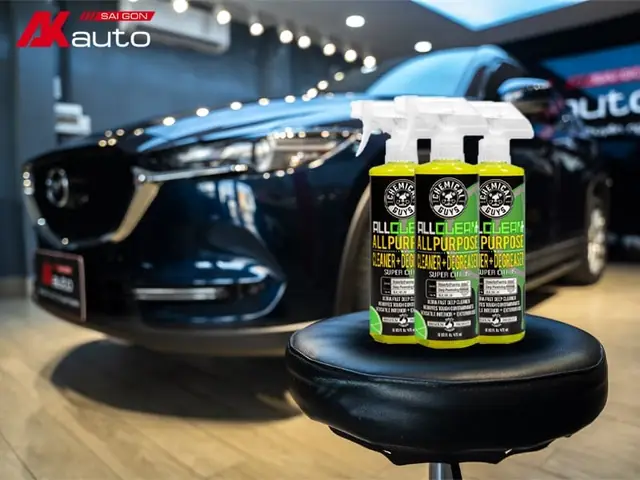 Dung Dịch Vệ Sinh Nội Thất Ô Tô Chemical Guys Inner Cleaner Interior Quick Detailer 16oz