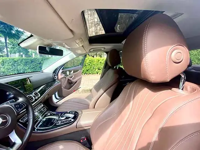 Mercedes-benz E250 Trắng Nội Thất Nâu: Sự Kết Hợp Sang Trọng & Đẳng Cấp
