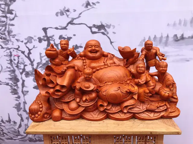 Tượng Thờ Thánh Gióng