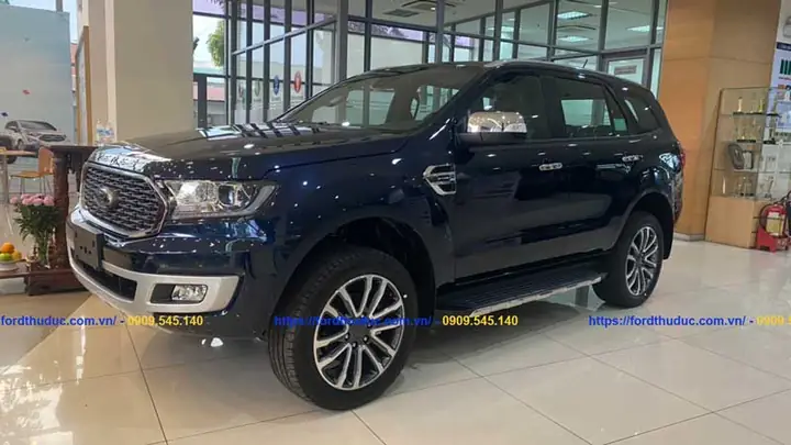 Hình Ảnh Thực Thế Nội Thất, Ngoại Thất Ford Everest Titanium 2021 Màu Xanh Thiên Thanh