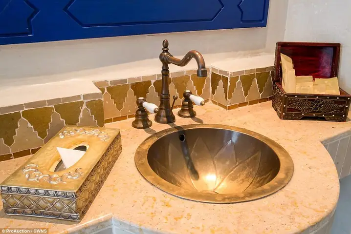 Bảng Giá Thiết Bị Nội Thất Phòng Nhà Tắm Mạ Vàng 24k Cổ Điển Đẹp Rẻ Tphcm
