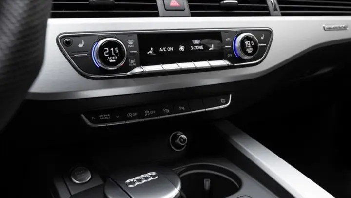Đánh Giá Audi A4 2017về Thiết Kế Nội Thất Và Trang Bị Động Cơ