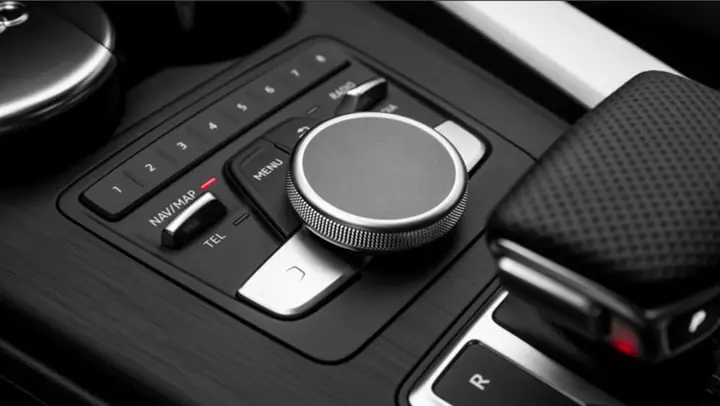Đánh Giá Audi A4 2017về Thiết Kế Nội Thất Và Trang Bị Động Cơ