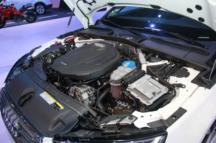 Đánh Giá Audi A4 2017về Thiết Kế Nội Thất Và Trang Bị Động Cơ