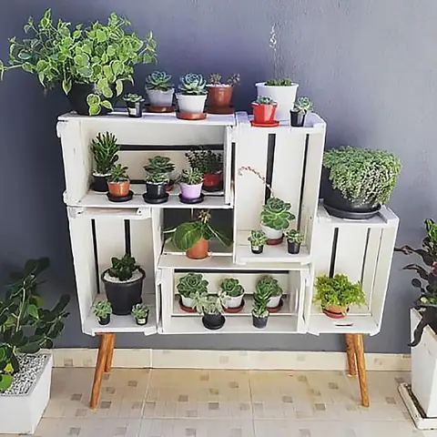 Kệ Làm Từ Thùng Gỗ Pallet Cho Ban Công, Hiên Nhà Kệ Làm Từ Thùng Gỗ Pallet Cho Ban Công, Hiên Nhà