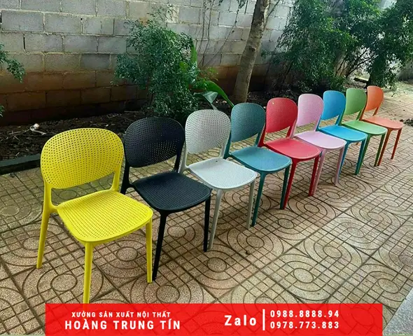 Bàn Ghế Nhựa Đúc Thanh Lý