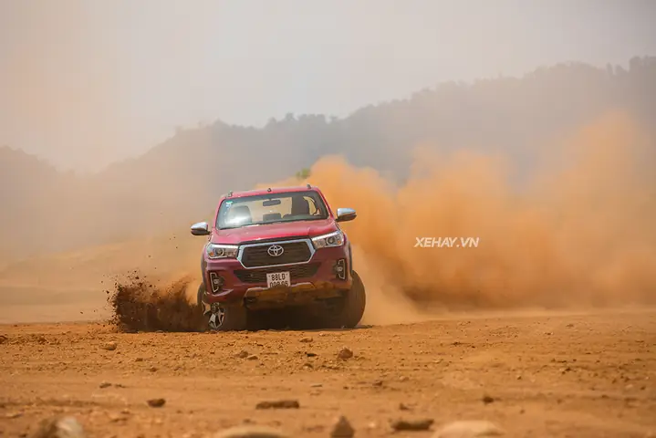 Hilux 2.4 E 4x2 At 2019 Nội Thất Hilux 2.4 E 4x2 At 2019 Nội Thất