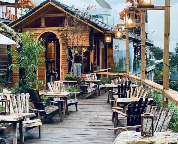 Thế Nào Là Quán Cafe Gỗ?