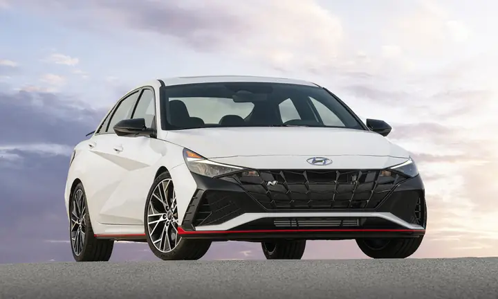 Hyundai Elantra 2023 Sắp Ra Mắt Việt Nam: 4 Phiên Bản, Lắp Ráp Trong Nước Hyundai Elantra 2023 Sắp Ra Mắt Việt Nam: 4 Phiên Bản, Lắp Ráp Trong Nước