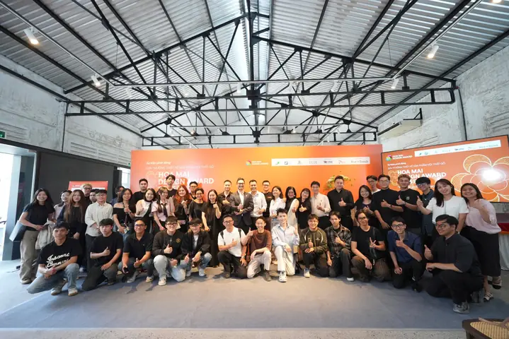 Giải Thưởng Thiết Kế Sản Phẩm Nội Thất Gỗ Hoa Mai (hma) Đã Quay Trở Lại Với Chủ Đề Hoàn Toàn Mới “kết Nối Xuyên Không”, Hứa Hẹn Mở Ra Một Sân Chơi Sôi Động Dành Cho Cộng Đồng Yêu Thích Thiết Kế Nội Thất Và Chú Trọng Không Gian Sống Tại Việt Nam. Giải Thưởng Thiết Kế Sản Phẩm Nội Thất Gỗ Hoa Mai (hma) Đã Quay Trở Lại Với Chủ Đề Hoàn Toàn Mới “kết Nối Xuyên Không”, Hứa Hẹn Mở Ra Một Sân Chơi Sôi Động Dành Cho Cộng Đồng Yêu Thích Thiết Kế Nội Thất Và Chú Trọng Không Gian Sống Tại Việt Nam.