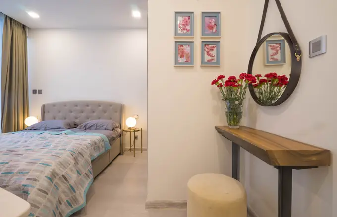 Tận Dụng Những Khoảng Tường Trống Và Chi Tiết Đẹp Mắt
