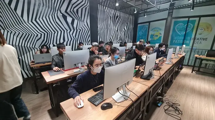 Cơ Sở Vật Chất Và Môi Trường Học Được Làm Công Trình Thực Tế