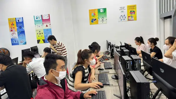 Thực Hành Trên Dự Án Thực Tế Trong Khóa Học