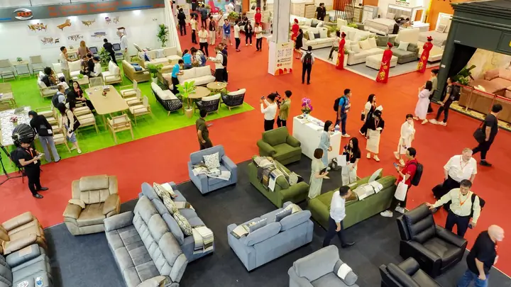 Vifa Expo Thu H&uacute;t Sự Quan T&acirc;m Của Đ&ocirc;ng Đảo Doanh Nghiệp Nội Thất Uy T&iacute;n. Nguồn: Vifa Expo.