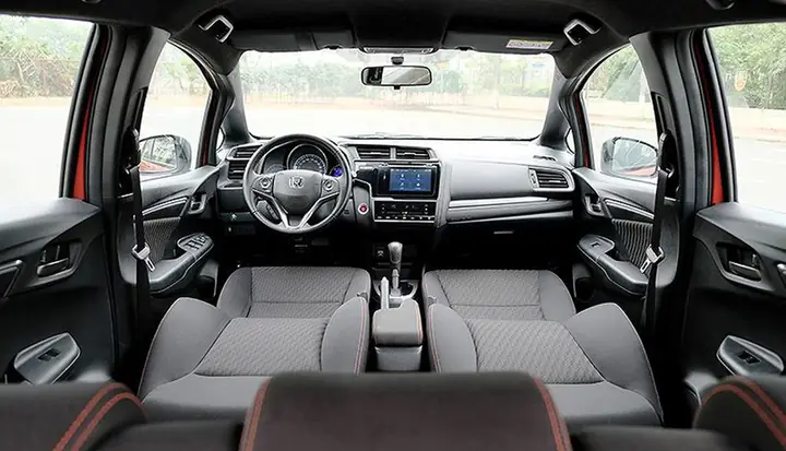 Honda Jazz Làm Lại Nội Thất: Hướng Dẫn Toàn Diện Cho Xe Cũ