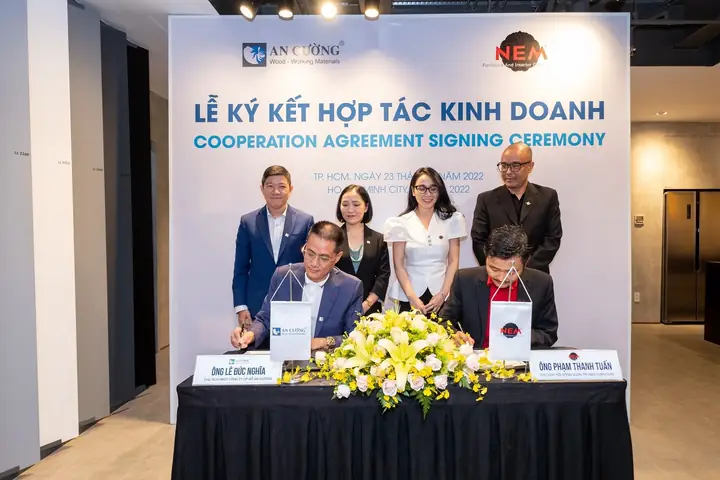 Đại Diện Công Ty Gỗ An Cường (acg) Và Nội Thất Nem Thực Hiện Nghi Thức Ký Kết Hợp Tác. Đại Diện Công Ty Gỗ An Cường (acg) Và Nội Thất Nem Thực Hiện Nghi Thức Ký Kết Hợp Tác.