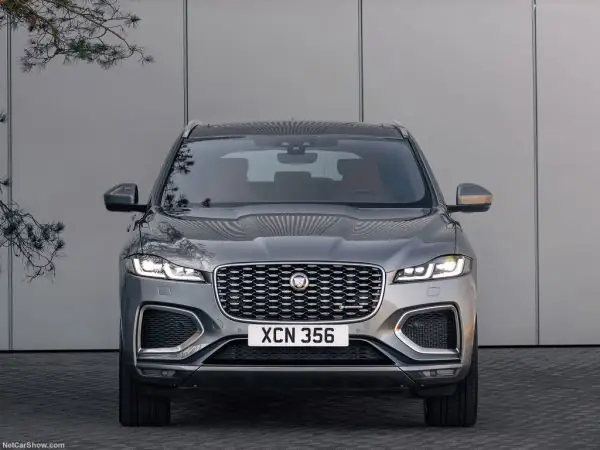 Hình Ảnh Jaguar F-pace 2025