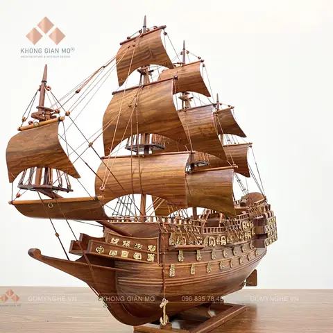 Thuyền Buồm Gỗ Hương Và Ý Nghĩa Phong Thủy