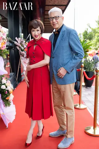 Cùng Điểm Qua Dàn Sao Việt Đến Chúc Mừng Doanh Nhân Dương Quốc Nam Khai Trương Showroom Phố Xinh Quận 7 Cùng Điểm Qua Dàn Sao Việt Đến Chúc Mừng Doanh Nhân Dương Quốc Nam Khai Trương Showroom Phố Xinh Quận 7