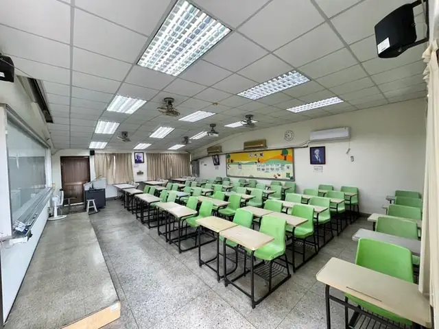 Khoa Nội Thất Và Mỹ Thuật Tiếng Anh Gọi Là Gì? Giải Thích Chi Tiết