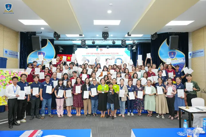 Khởi Nghiệp Nội Thất Cuc