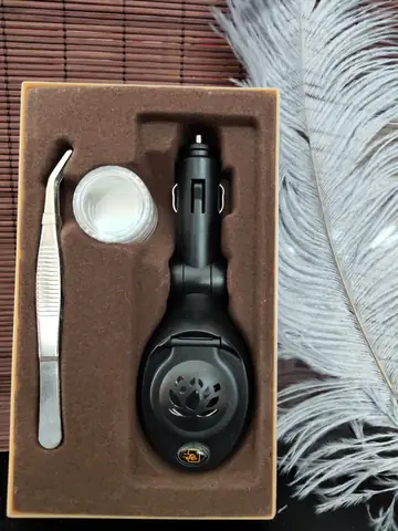 Khử Mùi Nội Thất Ô Tô Bằng Đốt Hương Trầm Khử Mùi Nội Thất Ô Tô Bằng Đốt Hương Trầm