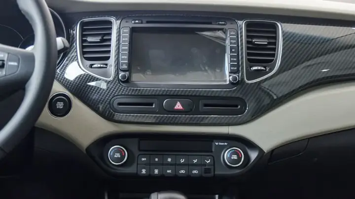 Kia Rondo 7 Chỗ Nội Thất