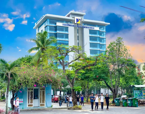 Tại Sao Nên Chọn Đại Học Bách Khoa Đà Nẵng?